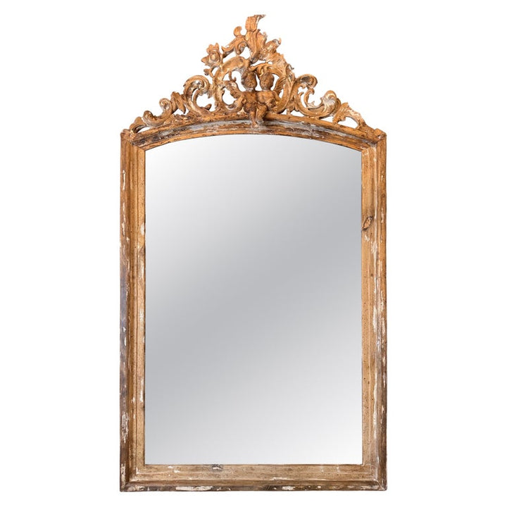 18th Century Italian Baroque Giltwood Mirror with Cherub Crest