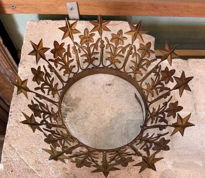 French Style Gilt Tole Santos Crown