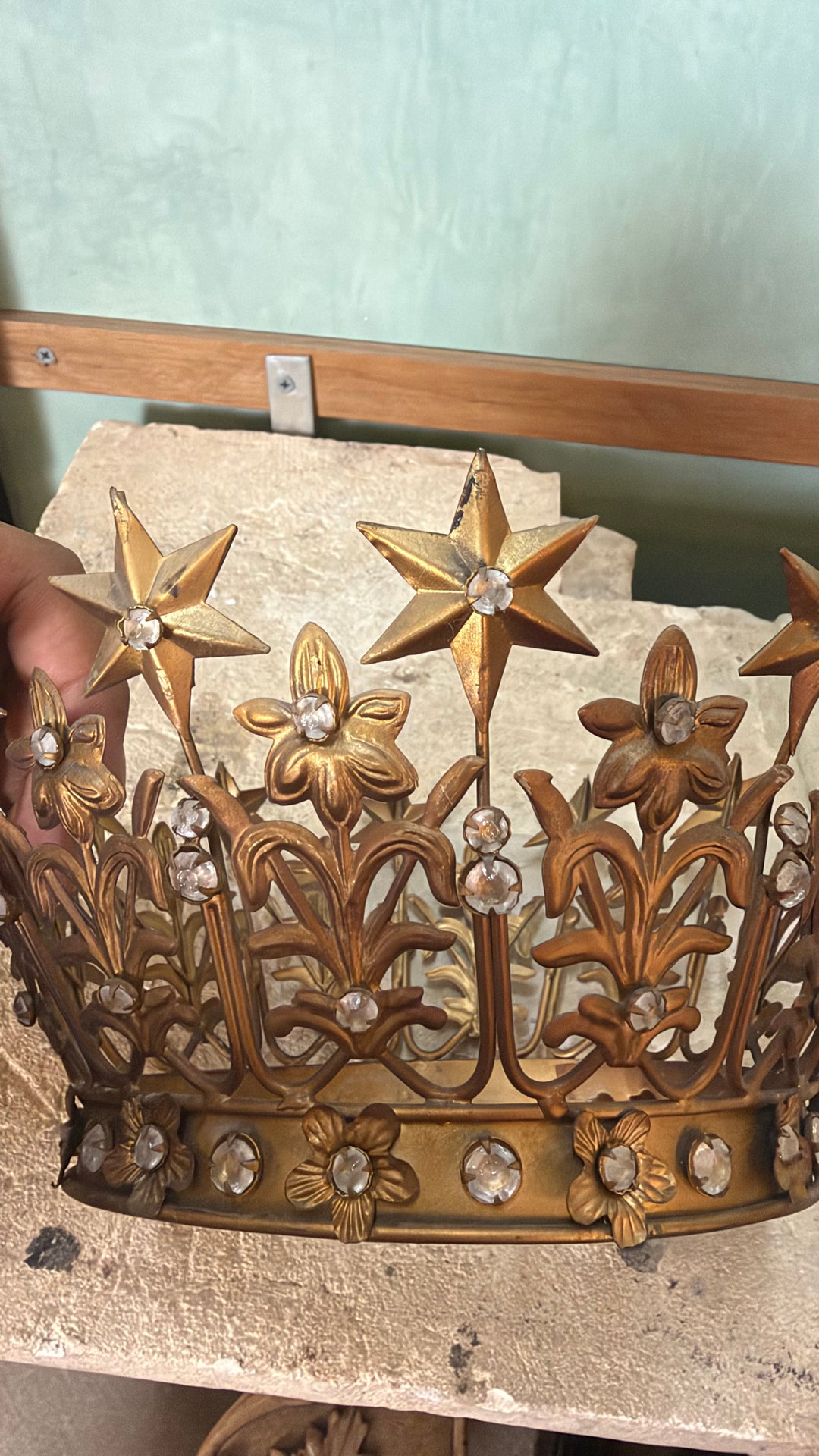 French Style Gilt Tole Santos Crown