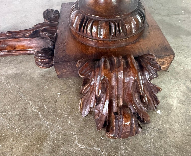 European Baroque Revival Coffee Table with Onyx Stone Top, Late 19th Century