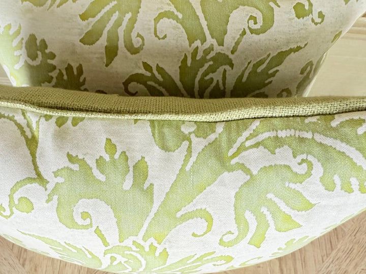 Pair of Custom Pillows in Fortuny Cotton with Linen Backs