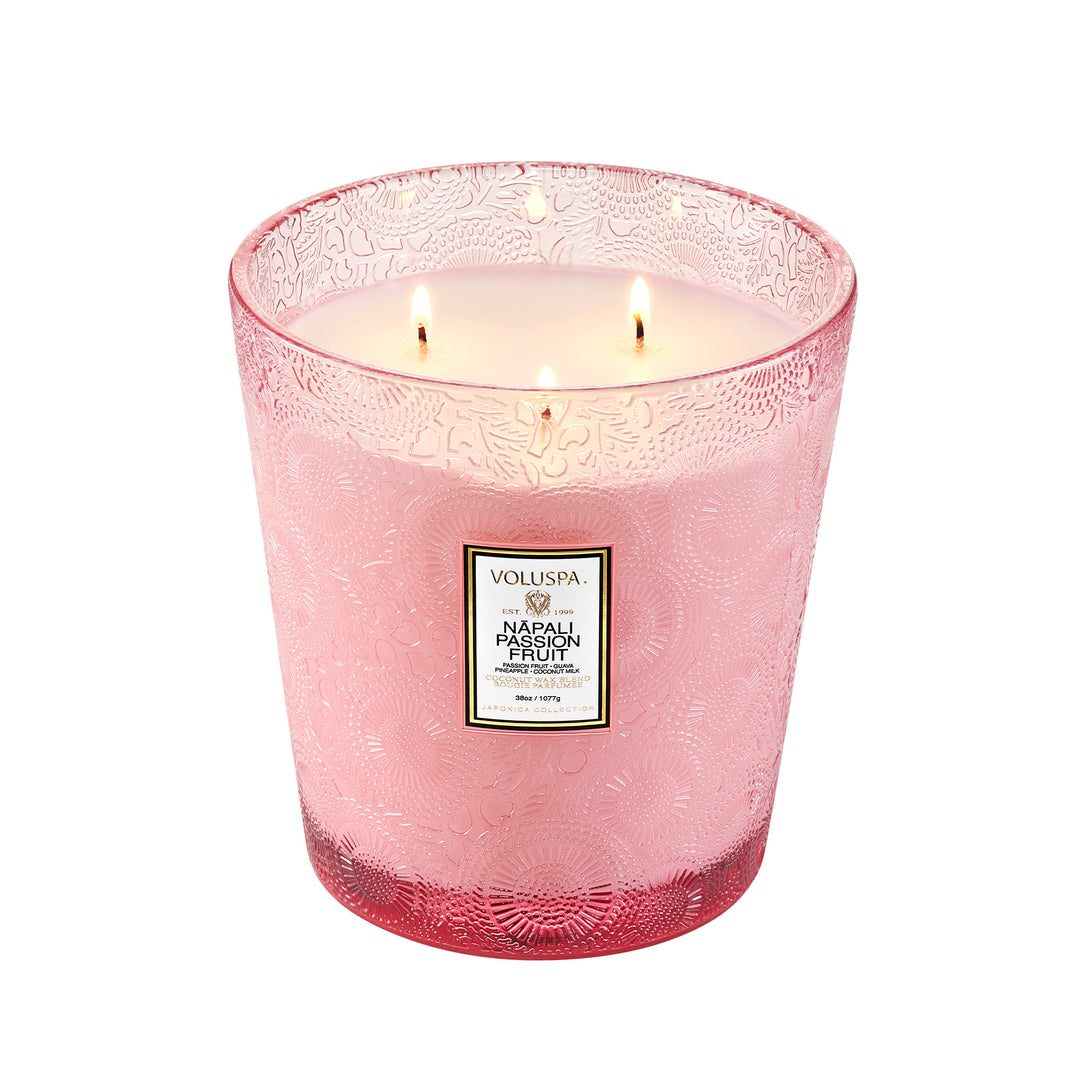 Voluspa Nāpali Passion Fruit Candle