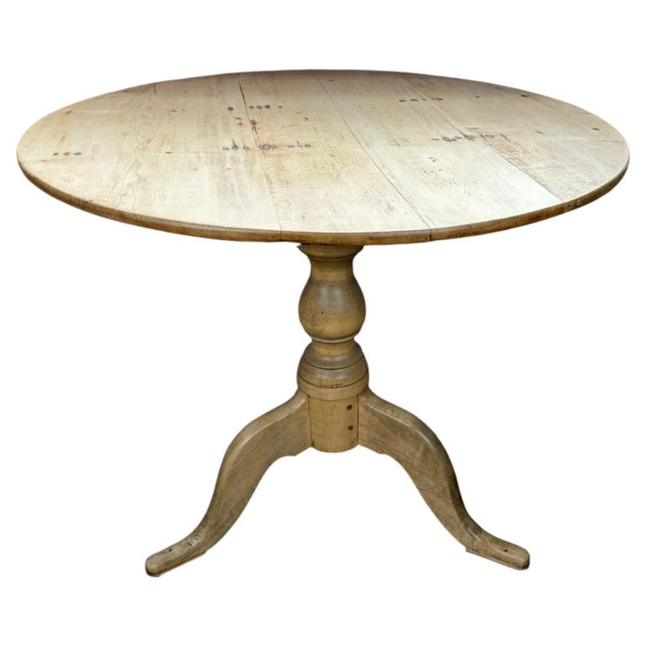 19th Century Swedish Gustavian Tilt-Top Table in Bleached Pine