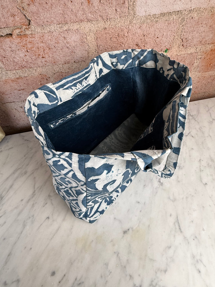 Indigo & White Fortuny Handbag by Melissa Levinson