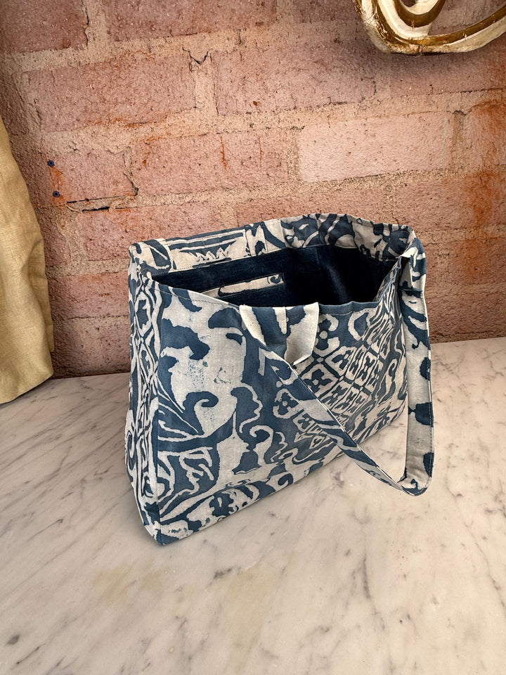 Indigo & White Fortuny Handbag by Melissa Levinson