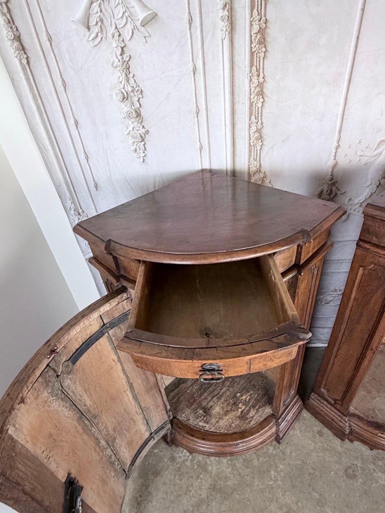 Pair of 18th Century Italian Walnut Corner Cabinets