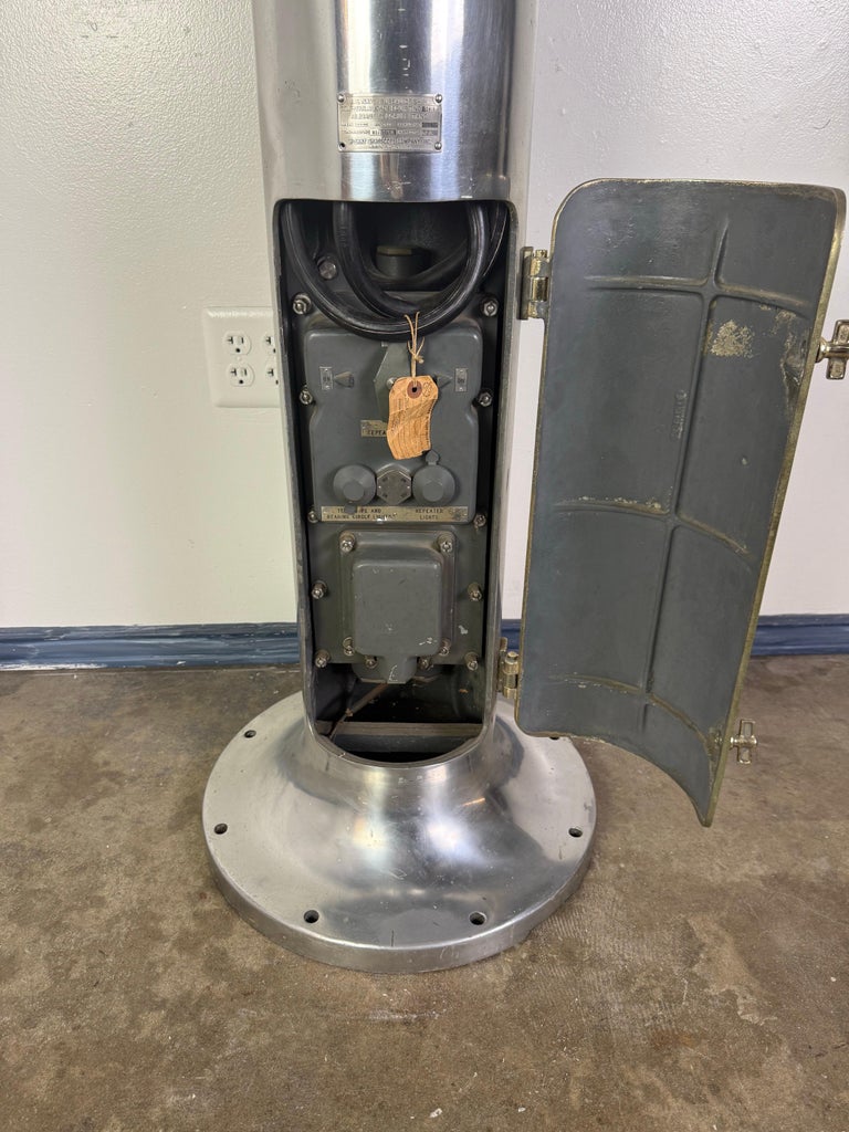 U.S. Navy Alidade Pelorus Stand by Sperry Gyroscope Company, Mark XXXI, Mod 0