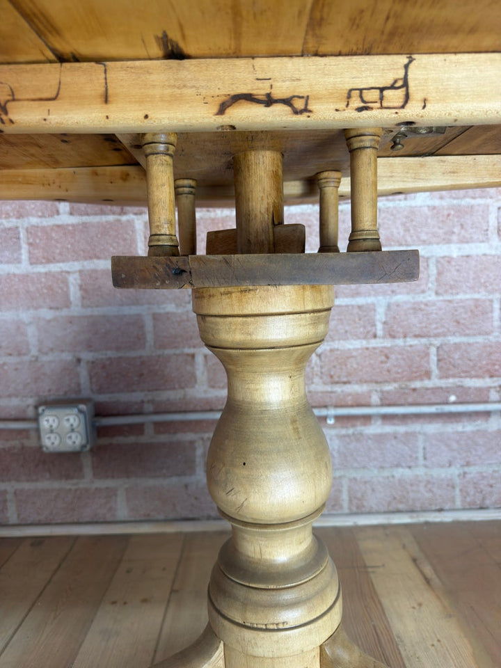 19th Century Swedish Gustavian Tilt-Top Table in Bleached Pine