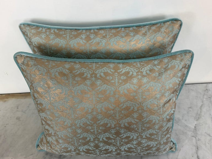 Pair of Richelieu Lions in Aquamarine and Gold Velvet Fortuny Pillows