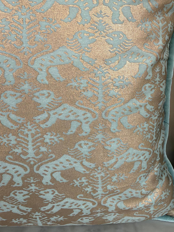 Pair of Richelieu Lions in Aquamarine and Gold Velvet Fortuny Pillows