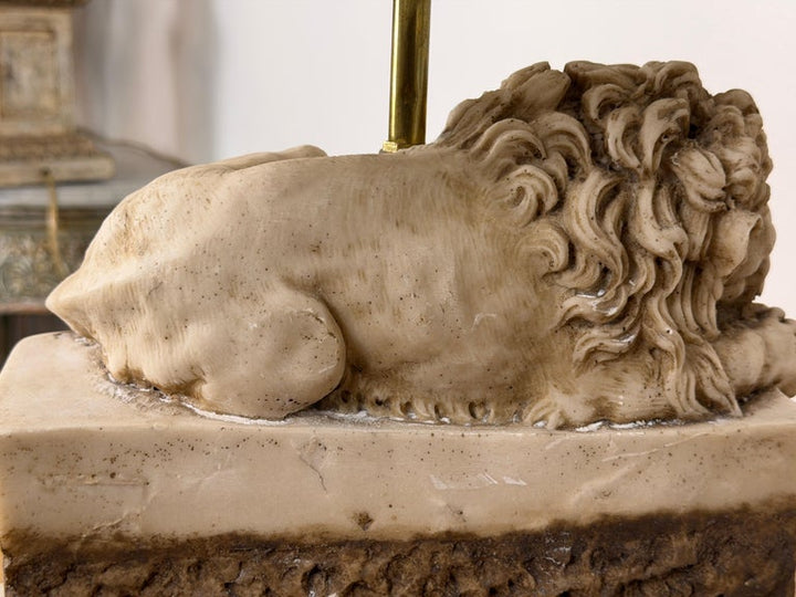 Pair of Neoclassical Recumbent Lion Table Lamps - After Canova