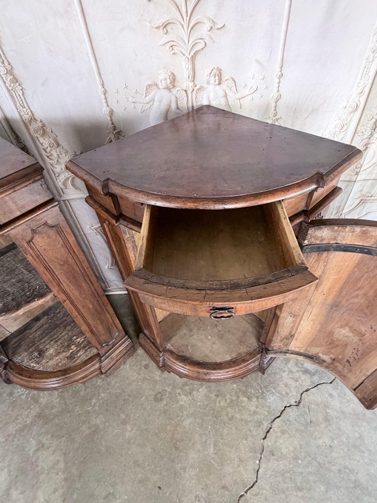 Pair of 18th Century Italian Walnut Corner Cabinets
