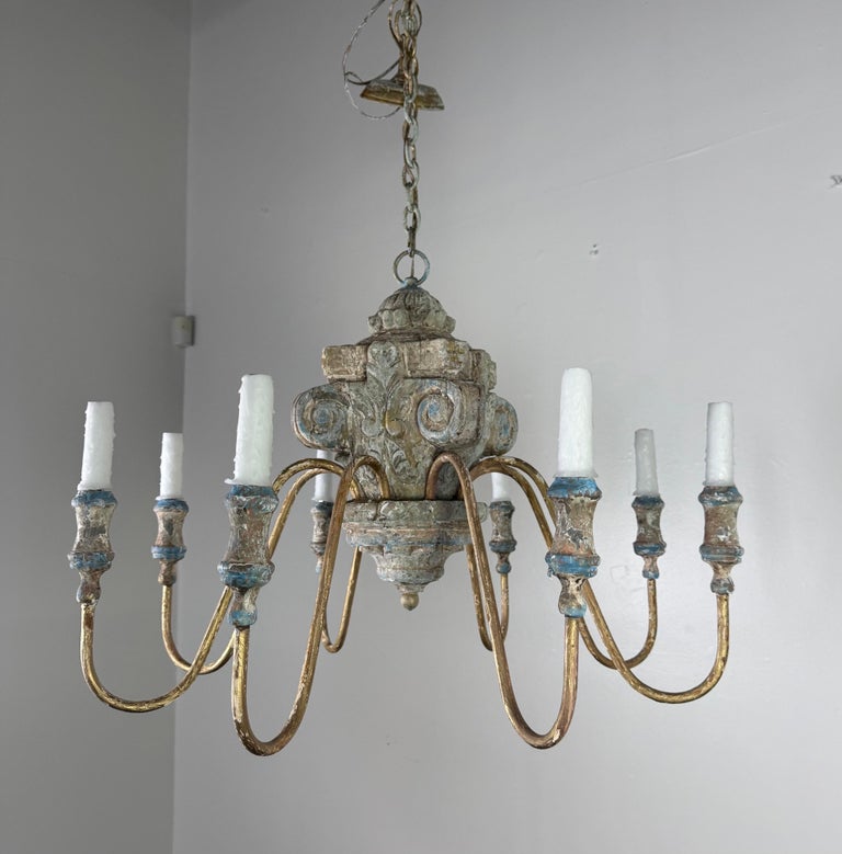 18th Century-Style Italian Carved Wood and Gilt Six-Light Chandelier