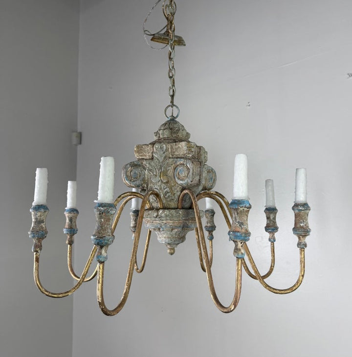 18th Century-Style Italian Carved Wood and Gilt Six-Light Chandelier