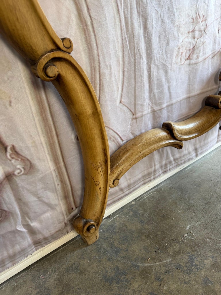 French Louis XV Style Carved Giltwood Console Table with White Marble Top