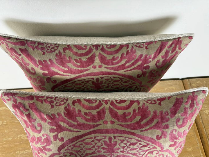 Pair of Exceptional Fortuny Textile Pillows from 1940s Italian Villa Draperies