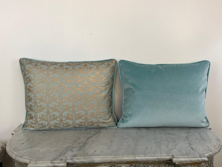 Pair of Richelieu Lions in Aquamarine and Gold Velvet Fortuny Pillows