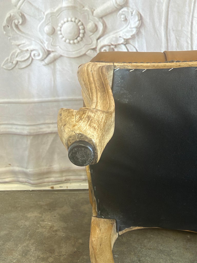 French Louis XV Style Tufted Bench - Caramel Leather
