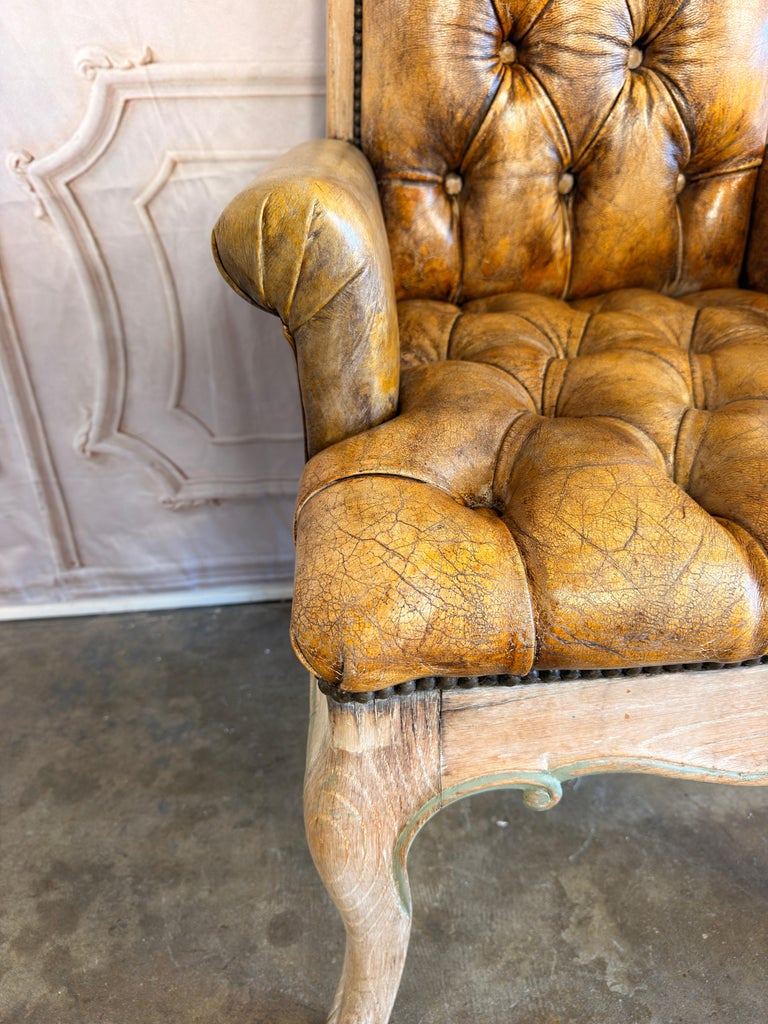 Set of 8 French Louis XV Dining Chairs, Leather Tufted, 1960s