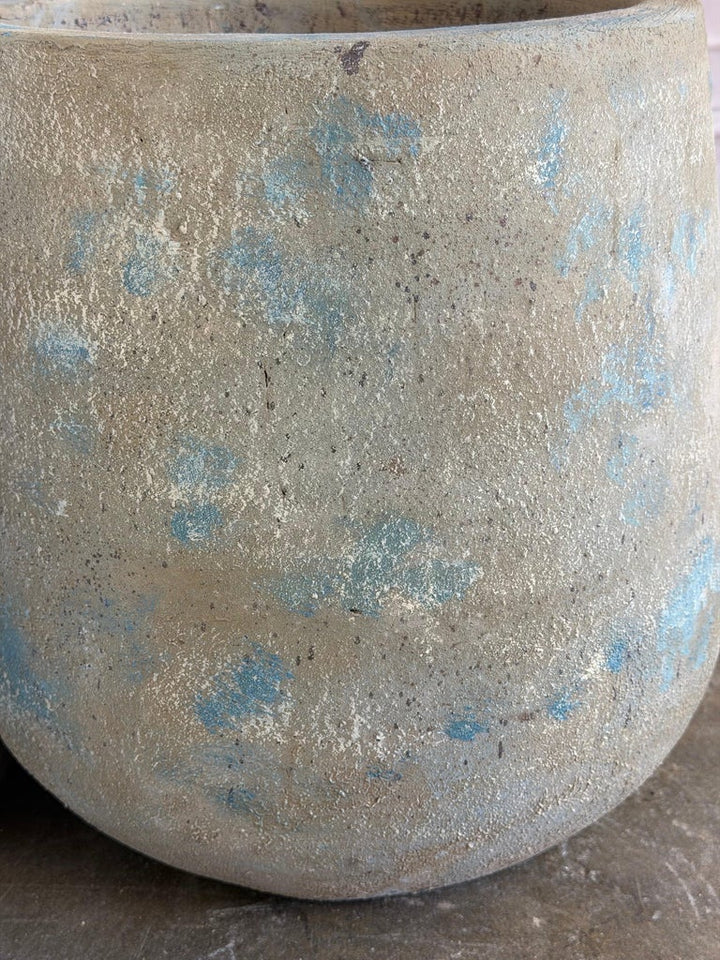 Pair of Monumental Crucible Planters - Atelier Vierkant Style Egg Pot