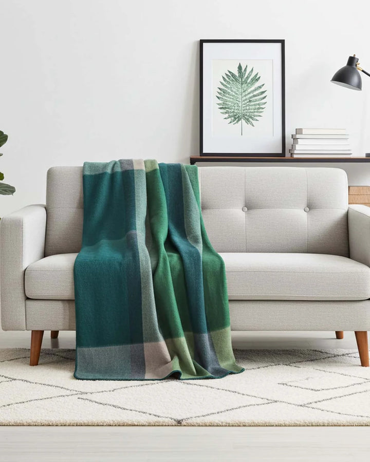 Green Alpaca Throw Blanket - Alpine